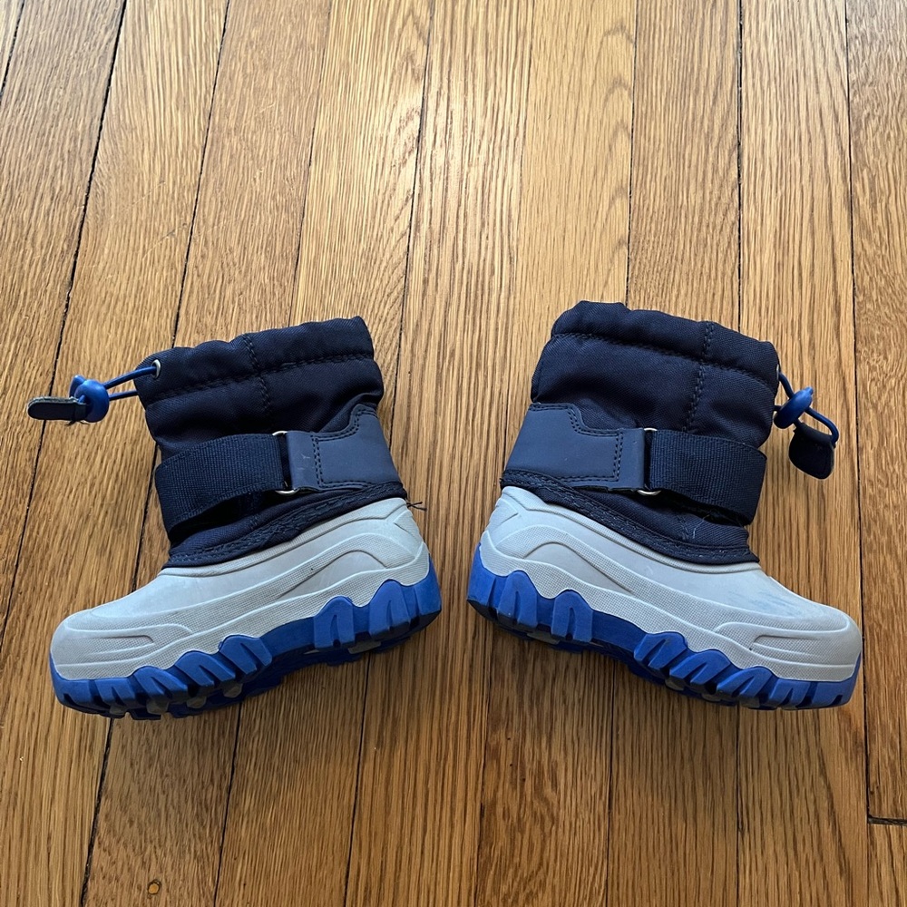 Navy and Gray Winter Boots with Blue Soles